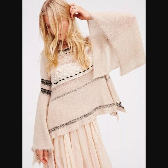 Free People | Cream Cable Knit Distressed Sweater Size Extra Small - Picture 1 of 14